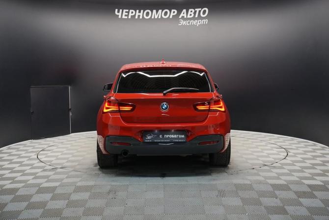BMW 1 серии II (F20/F21) Рестайлинг 2 с пробегом 2019 года, цена 2 483 000 рублей, 54000 км, хэтчбек, Автокод Объявления