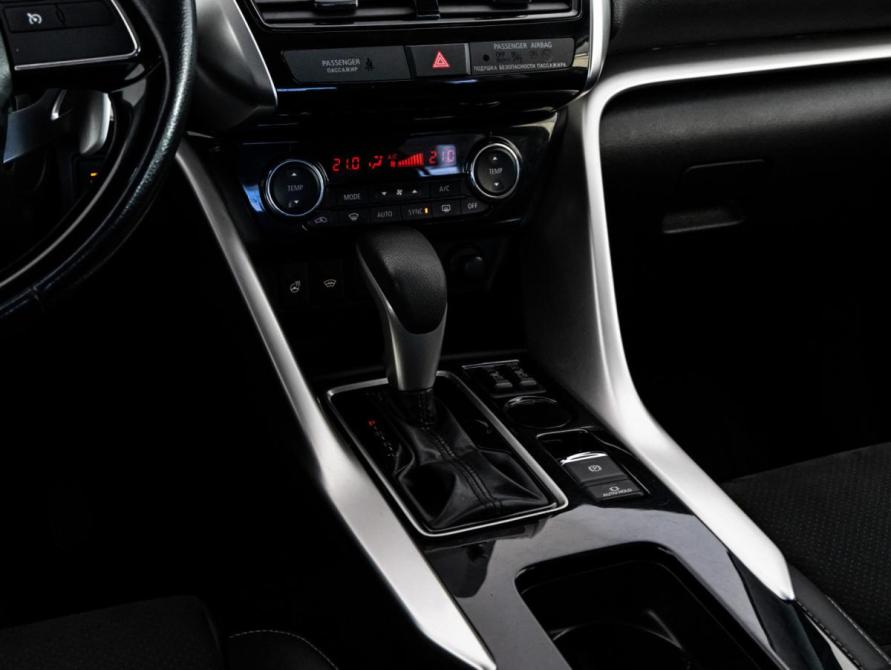 Mitsubishi Eclipse Cross I Рестайлинг Санкт-Петербург  - изображение 14