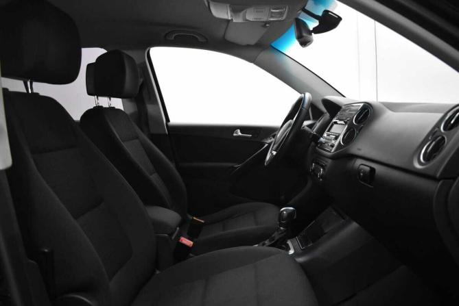 Volkswagen Tiguan I Рестайлинг с пробегом 2015 года, цена 1 050 000 рублей, 256683 км, внедорожник, Автокод Объявления