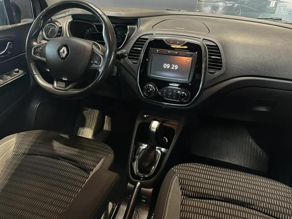 Renault Kaptur I с пробегом 2018 года, цена 1 450 000 рублей, 134230 км, внедорожник, Автокод Объявления