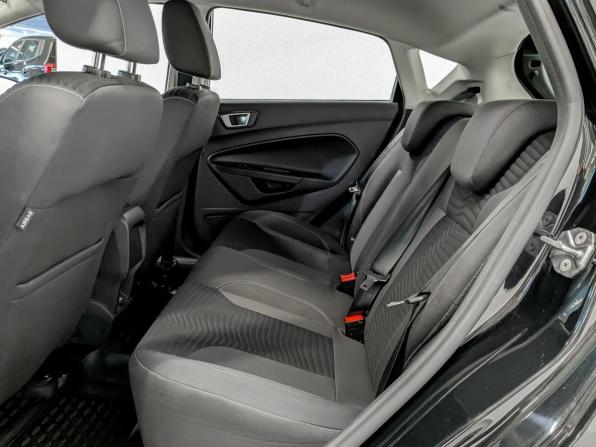 Ford Fiesta Mk6 Рестайлинг с пробегом 2016 года, цена 880 000 рублей, 134538 км, хэтчбек, Автокод Объявления