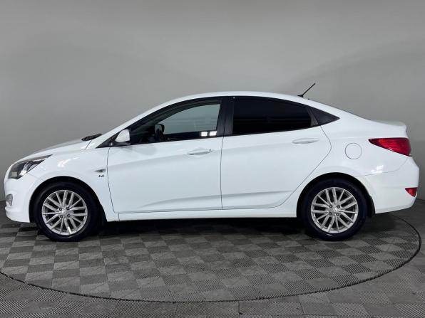 Hyundai Solaris I Рестайлинг с пробегом 2015 года, цена 1 127 000 рублей, 128221 км, седан, Автокод Объявления
