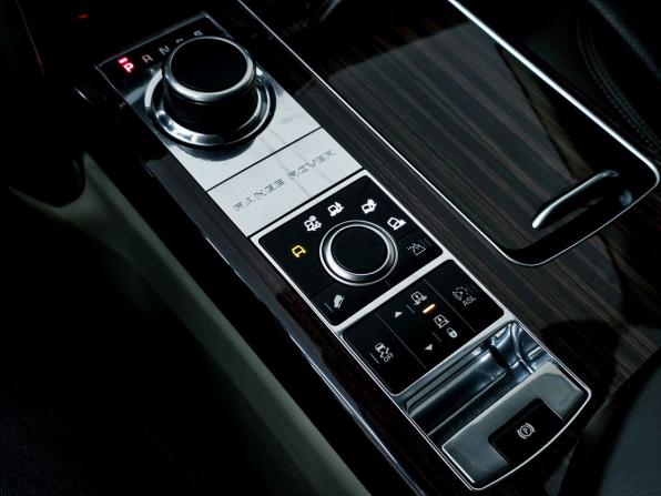 Land Rover Range Rover IV с пробегом 2015 года, цена 4 150 000 рублей, 132049 км, внедорожник, Автокод Объявления