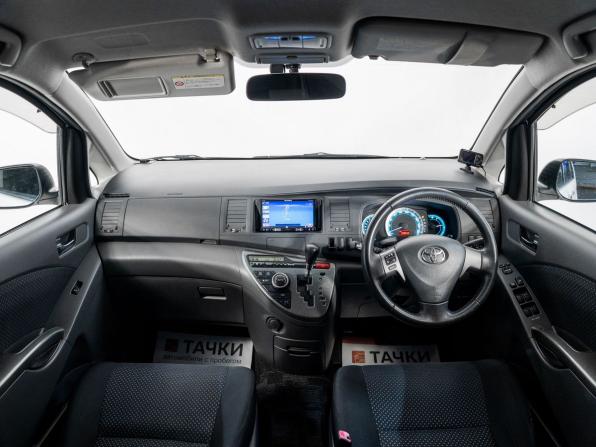 Toyota ISis I Рестайлинг с пробегом 2010 года, цена 1 180 500 рублей, 128648 км, компактвэн, Автокод Объявления