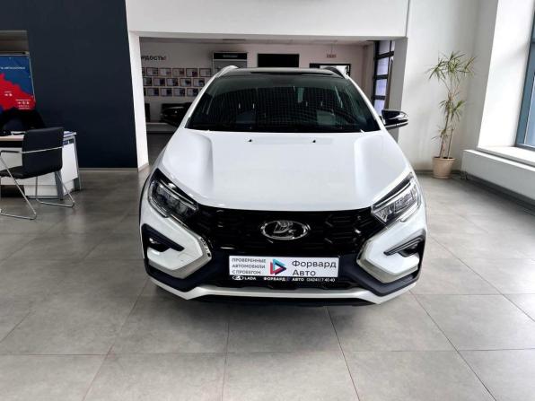 Lada (ВАЗ) Vesta I Рестайлинг (NG) с пробегом 2025 года, цена 2 199 000 рублей, 207 км, универсал, Автокод Объявления