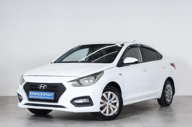 Hyundai Solaris II с пробегом 2018 года, цена 799 000 рублей, 380000 км, седан, Автокод Объявления