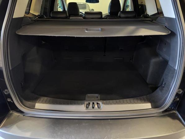 Ford Kuga II Рестайлинг с пробегом 2017 года, цена 1 700 000 рублей, 65131 км, внедорожник, Автокод Объявления