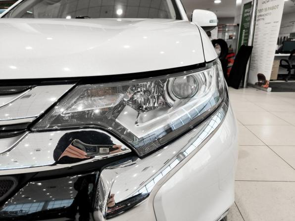Mitsubishi Outlander III Рестайлинг 2 с пробегом 2018 года, цена 2 299 000 рублей, 98250 км, внедорожник, Автокод Объявления
