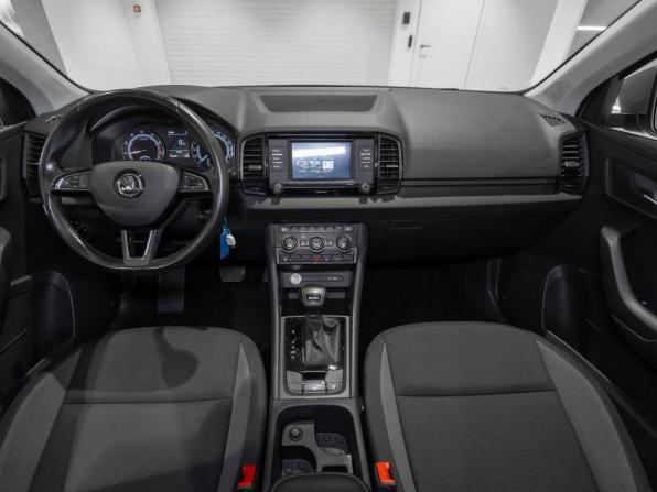 Skoda Karoq I с пробегом 2020 года, цена 2 175 000 рублей, 102110 км, внедорожник, Автокод Объявления