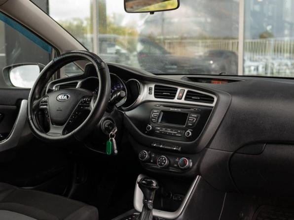 Kia Ceed II с пробегом 2013 года, цена 925 000 рублей, 243746 км, хэтчбек, Автокод Объявления