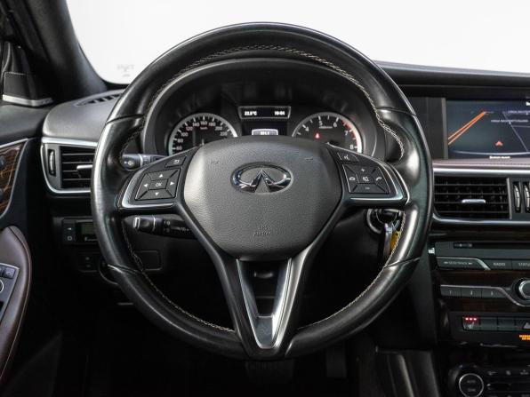 Infiniti Q30 с пробегом 2016 года, цена 2 119 000 рублей, 104395 км, хэтчбек, Автокод Объявления