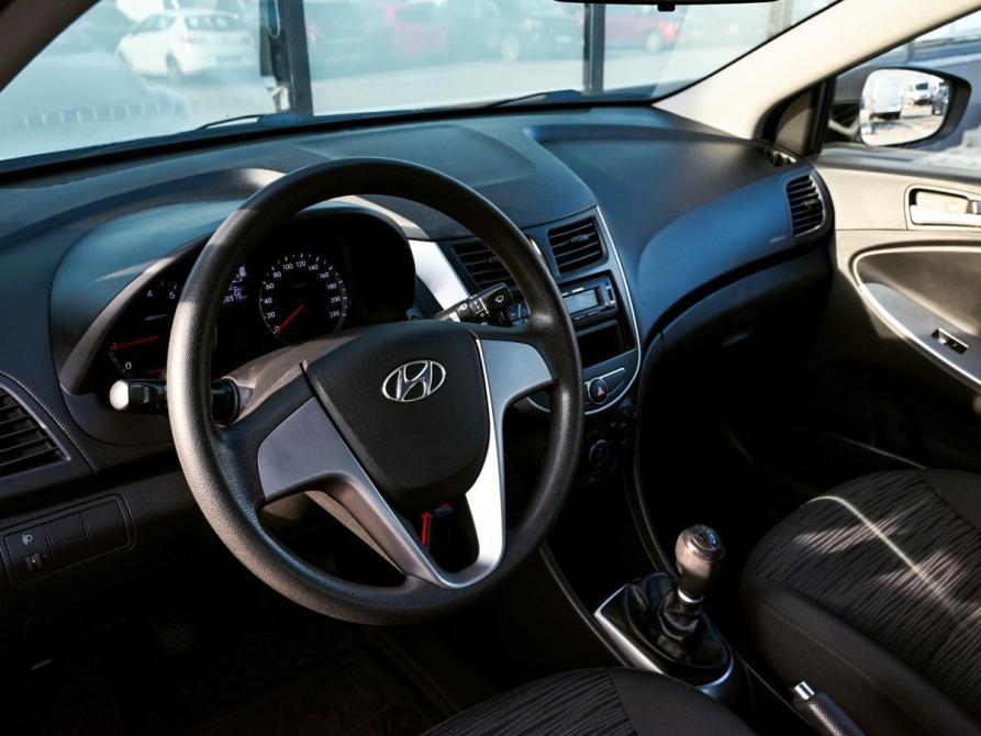 Hyundai Solaris I Рестайлинг Екатеринбург  - изображение 12