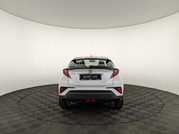 Toyota C-HR I Рестайлинг с пробегом 2021 года, цена 2 740 000 рублей, 54712 км, внедорожник, Автокод Объявления