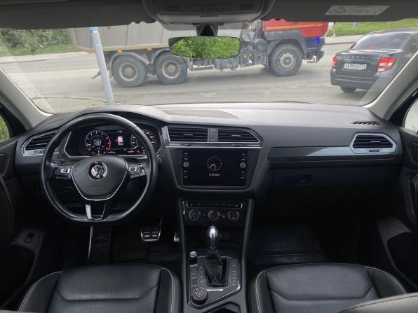 Volkswagen Tiguan II с пробегом 2018 года, цена 2 600 000 рублей, 124340 км, внедорожник, Автокод Объявления