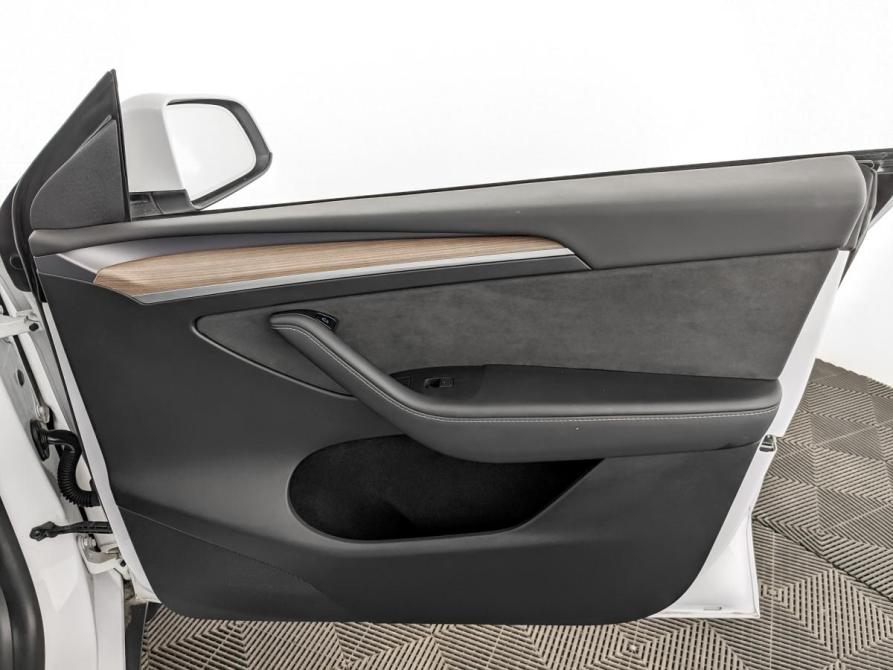Tesla Model Y I Москва  - изображение 26