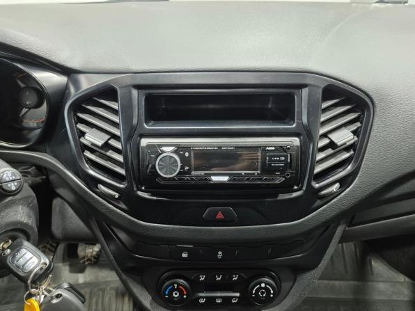 Lada (ВАЗ) Vesta I с пробегом 2022 года, цена 1 093 000 рублей, 105000 км, седан, Автокод Объявления