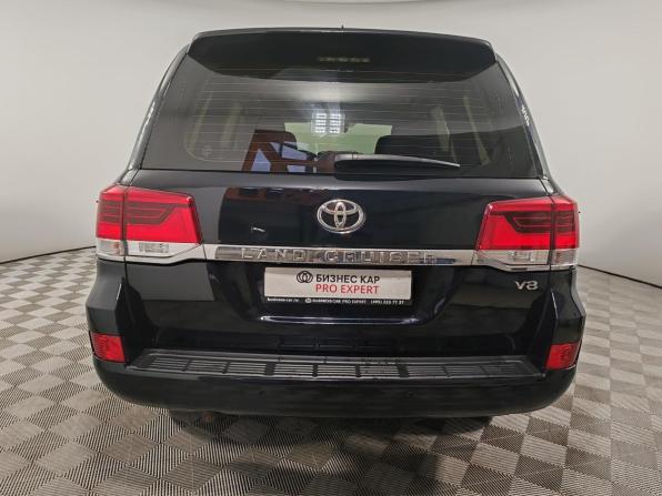 Toyota Land Cruiser 200 Series Рестайлинг 2 с пробегом 2015 года, цена 4 800 000 рублей, 199129 км, внедорожник, Автокод Объявления