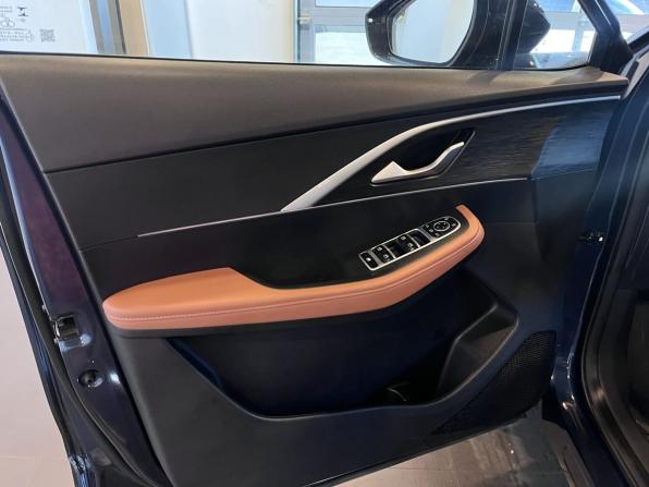 Omoda C5 I с пробегом 2023 года, цена 2 295 000 рублей, 49960 км, внедорожник, Автокод Объявления