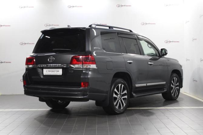 Toyota Land Cruiser 200 Series Рестайлинг 2 с пробегом 2018 года, цена 6 150 000 рублей, 283500 км, внедорожник, Автокод Объявления