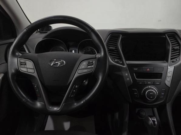 Hyundai Santa Fe III Рестайлинг с пробегом 2018 года, цена 2 880 000 рублей, 48700 км, внедорожник, Автокод Объявления