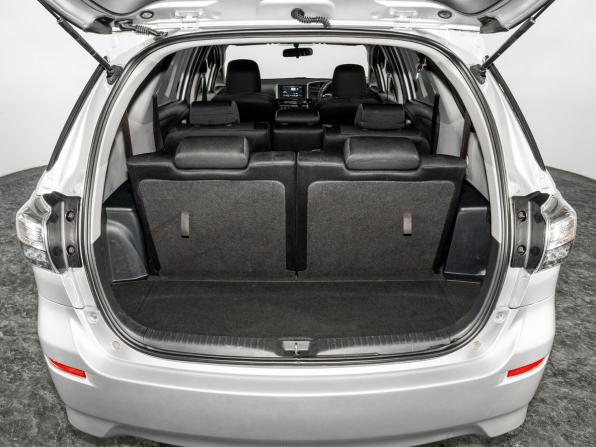 Toyota Wish II Рестайлинг с пробегом 2016 года, цена 1 370 500 рублей, 151459 км, минивэн, Автокод Объявления