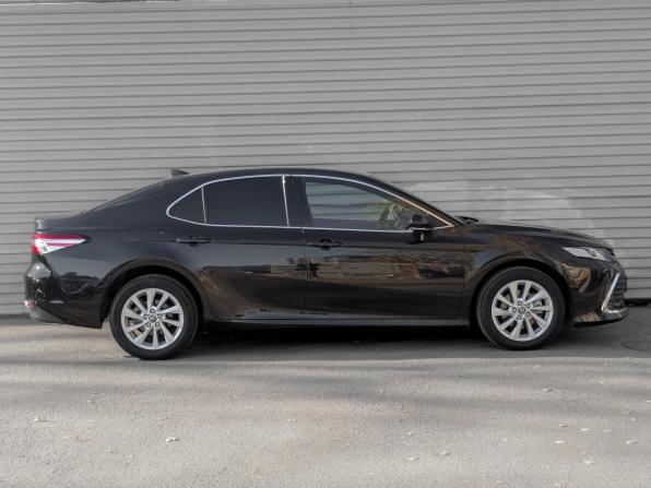 Toyota Camry VIII (XV70) Рестайлинг с пробегом 2023 года, цена 3 850 000 рублей, 10719 км, седан, Автокод Объявления