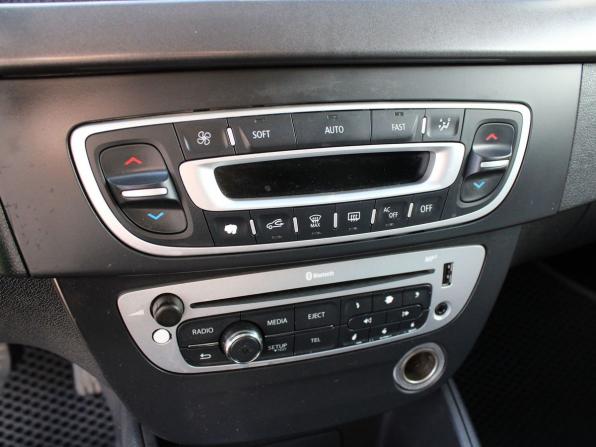 Renault Fluence I с пробегом 2013 года, цена 699 000 рублей, 184496 км, седан, Автокод Объявления