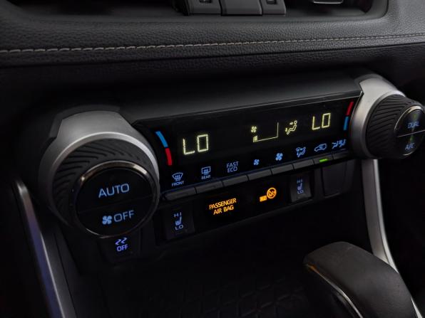 Toyota RAV4 V (XA50) с пробегом 2020 года, цена 3 350 000 рублей, 90485 км, внедорожник, Автокод Объявления