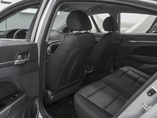Hyundai Elantra VI (AD) с пробегом 2018 года, цена 1 660 000 рублей, 92571 км, седан, Автокод Объявления