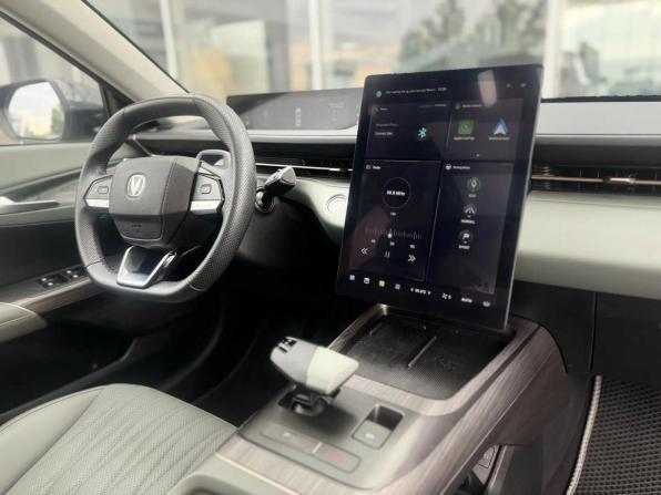 Changan Lamore с пробегом 2024 года, цена 1 950 000 рублей, 38000 км, седан, Автокод Объявления