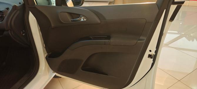Opel Meriva B Рестайлинг с пробегом 2014 года, цена 795 000 рублей, 150000 км, минивэн, Автокод Объявления