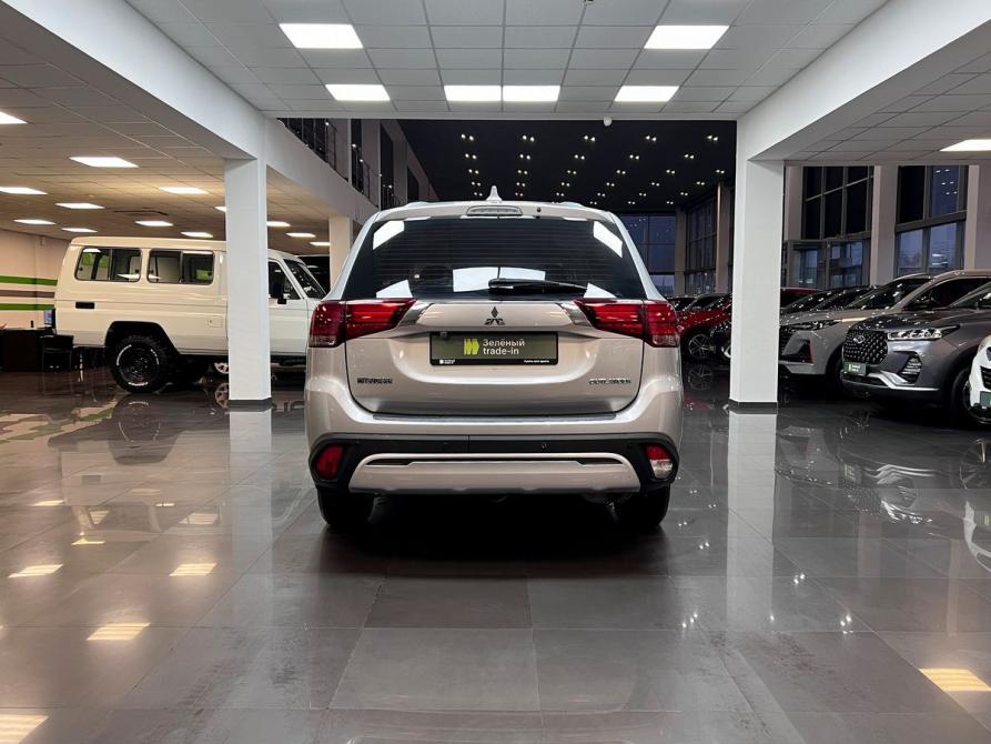Mitsubishi Outlander III Рестайлинг 3 Тверь  - изображение 4