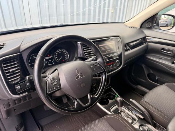 Mitsubishi Outlander III Рестайлинг 3 с пробегом 2019 года, цена 1 699 000 рублей, 85537 км, внедорожник, Автокод Объявления