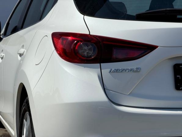 Mazda 3 III (BM) с пробегом 2014 года, цена 1 320 000 рублей, 137000 км, хэтчбек, Автокод Объявления