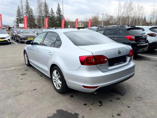 Volkswagen Jetta VI с пробегом 2012 года, цена 960 000 рублей, 217000 км, седан, Автокод Объявления