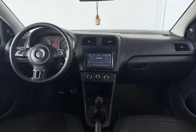 Volkswagen Polo V с пробегом 2013 года, цена 650 000 рублей, 247975 км, седан, Автокод Объявления