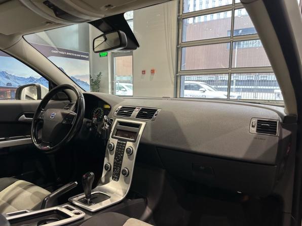 Volvo C30 I Рестайлинг с пробегом 2011 года, цена 820 000 рублей, 244611 км, хэтчбек, Автокод Объявления