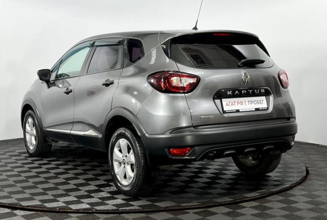 Renault Kaptur I с пробегом 2017 года, цена 1 290 000 рублей, 118289 км, внедорожник, Автокод Объявления
