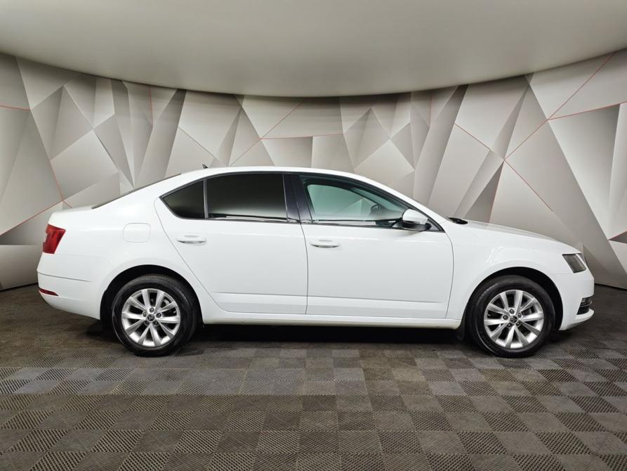 Skoda Octavia III (A7) Рестайлинг Москва  - изображение 6