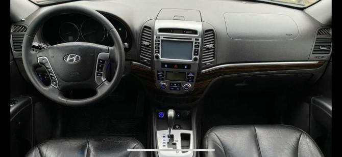 Hyundai Santa Fe II Рестайлинг с пробегом 2010 года, цена 1 250 000 рублей, 179292 км, внедорожник, Автокод Объявления