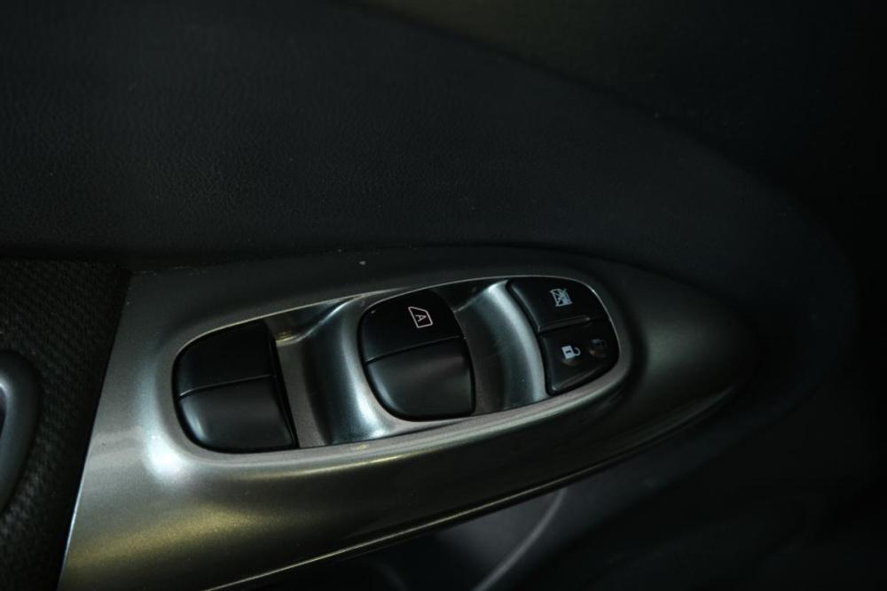 Nissan Juke I Рестайлинг Омск  - изображение 9