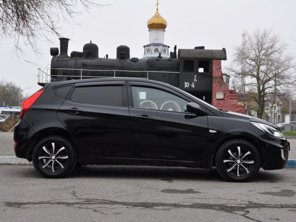 Hyundai Solaris I с пробегом 2012 года, цена 770 000 рублей, 262000 км, хэтчбек, Автокод Объявления