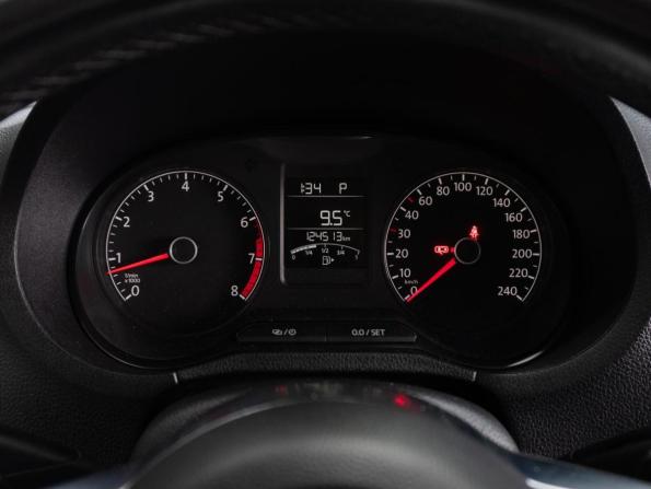 Volkswagen Polo V Рестайлинг с пробегом 2018 года, цена 1 479 000 рублей, 124513 км, седан, Автокод Объявления