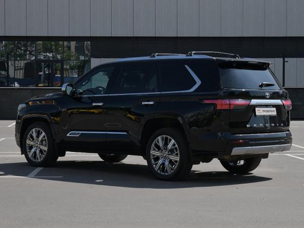 Toyota Sequoia III с пробегом 2025 года, цена 13 900 000 рублей, 14058 км, внедорожник, Автокод Объявления