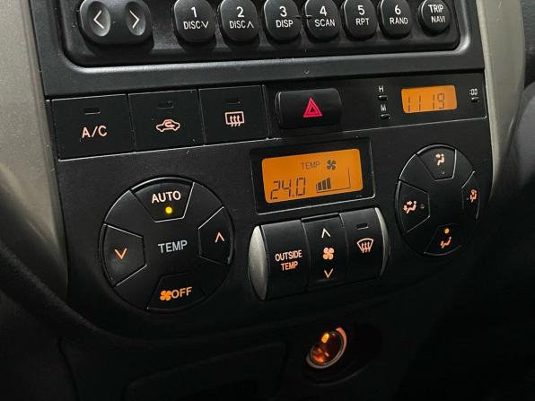 Toyota RAV4 II (XA20) Рестайлинг с пробегом 2003 года, цена 930 000 рублей, 112470 км, внедорожник, Автокод Объявления