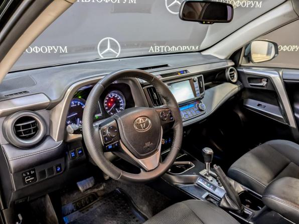 Toyota RAV4 IV (XA40) Рестайлинг с пробегом 2019 года, цена 2 450 000 рублей, 165617 км, внедорожник, Автокод Объявления