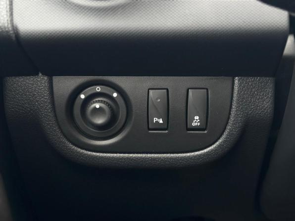 Renault Logan II Рестайлинг с пробегом 2020 года, цена 1 350 000 рублей, 111839 км, седан, Автокод Объявления