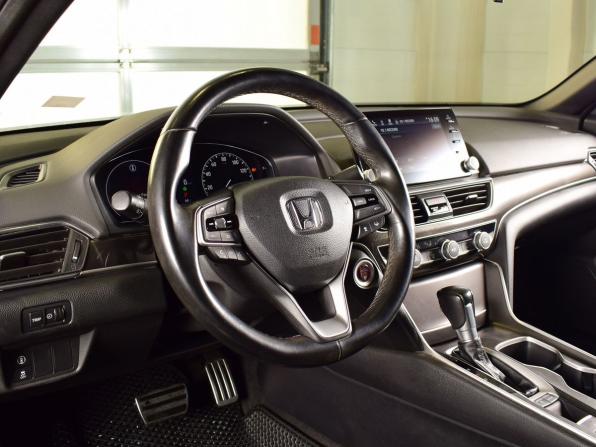 Honda Accord X с пробегом 2020 года, цена 2 954 995 рублей, 67925 км, седан, Автокод Объявления