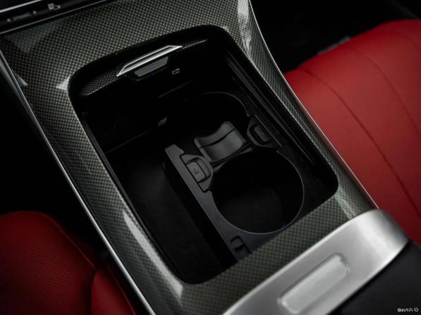 Mercedes-Benz CLE с пробегом 2024 года, цена 12 290 000 рублей, 31 км, купе, Автокод Объявления