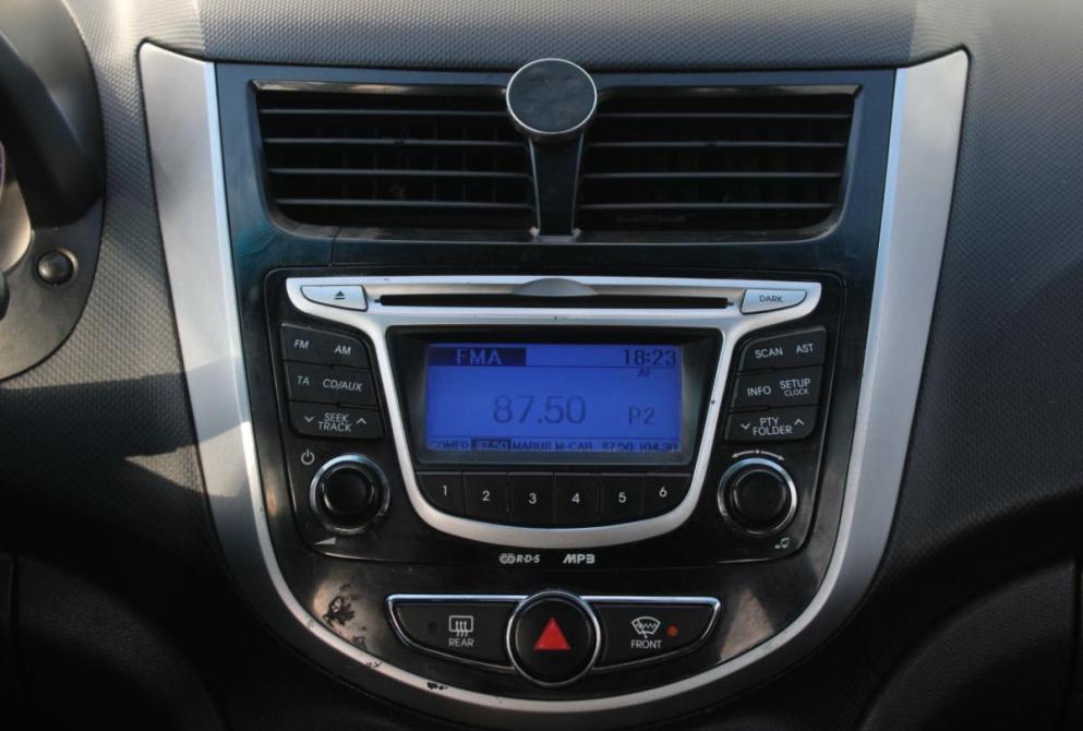 Hyundai Solaris I Саратов  - изображение 22